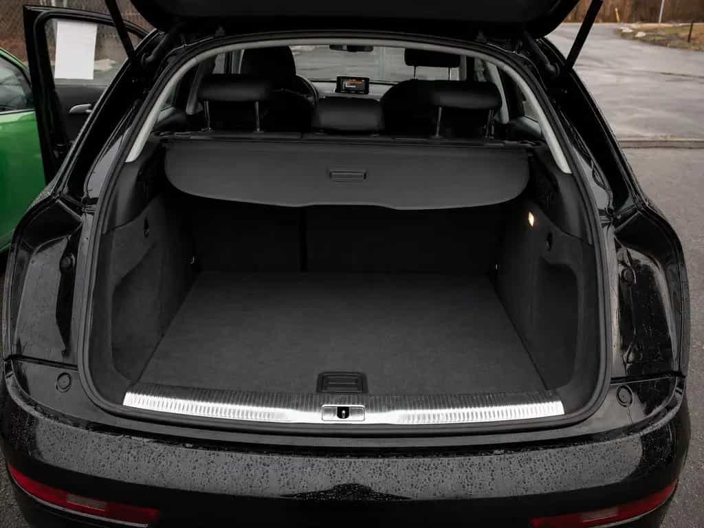 Audi Q3 sport *KLIMAAUTOM.+XENON+NAVI+PDC+SITZHEIZ.* 01/2018-photo-28