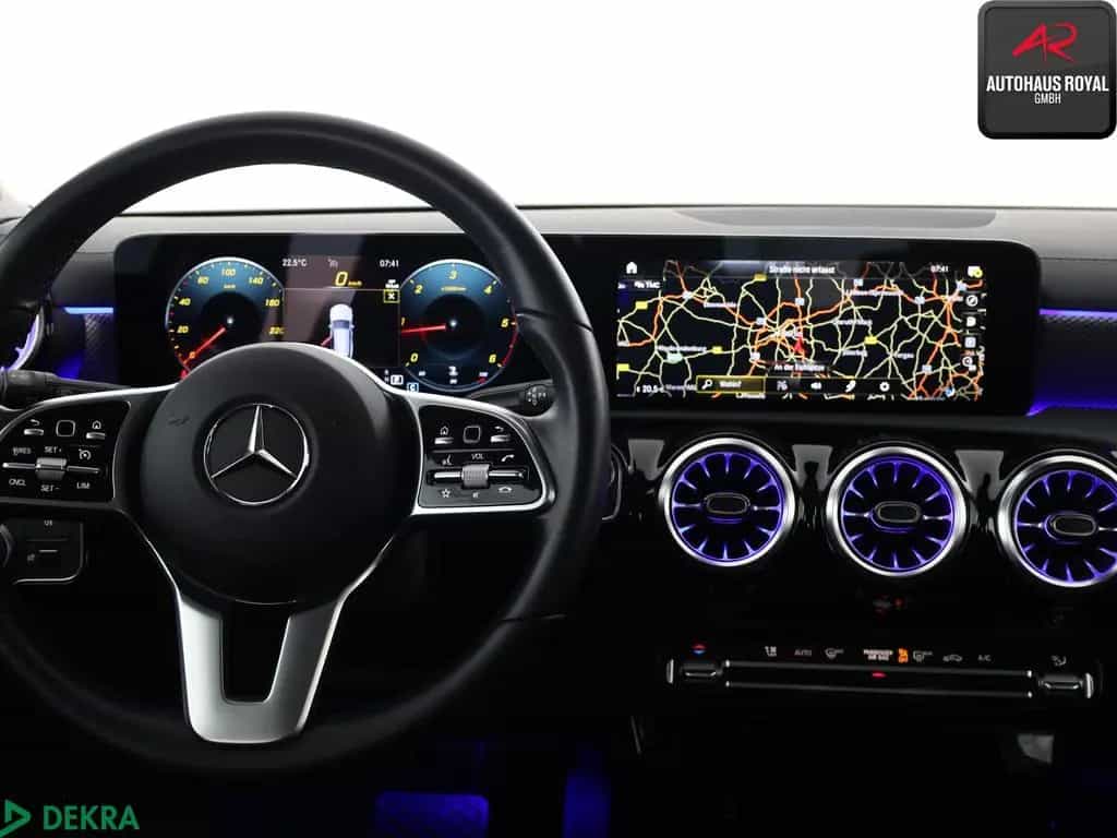 Mercedes-Benz CLA 200 Shooting Brake d AMBIENTE,CARPLAY,KAMERA 11/2022-photo-14