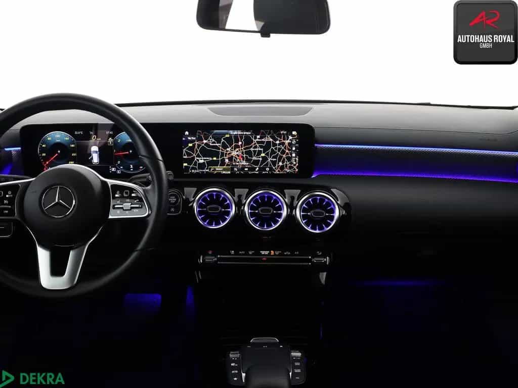 Mercedes-Benz CLA 200 Shooting Brake d AMBIENTE,CARPLAY,KAMERA 11/2022-photo-8