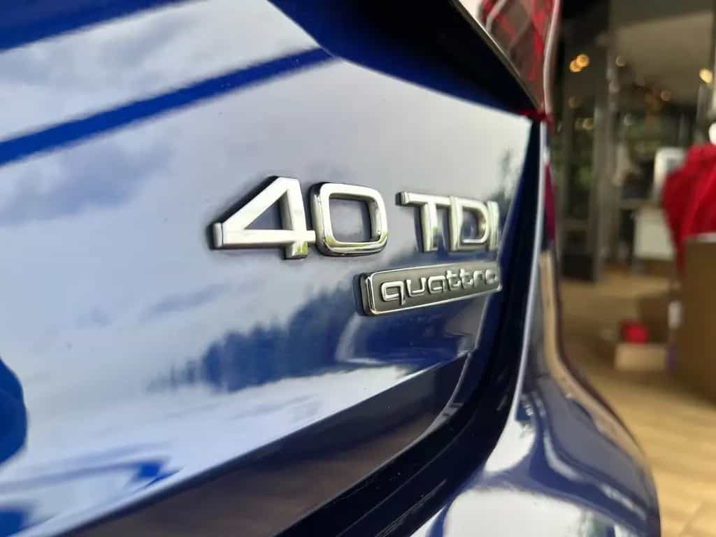 Audi A4 Lim. 40 TDI quattro advanced/PANO/LED/NAVI 10/2020-photo-6