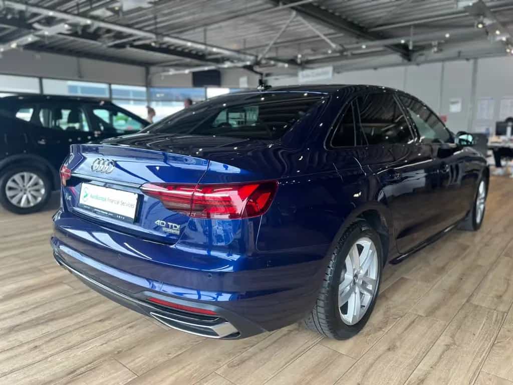 Audi A4 Lim. 40 TDI quattro advanced/PANO/LED/NAVI 10/2020-photo-8