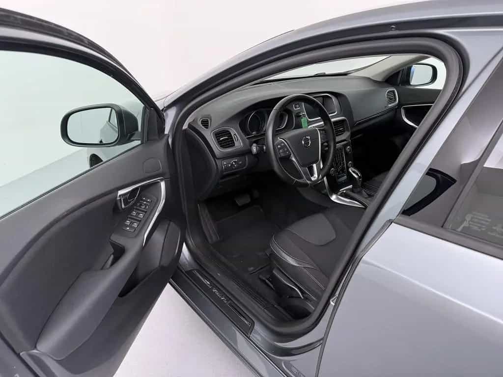 Volvo V40 T2 Momentum Geartronic *Kamera*Ganzjahres*PD 03/2018-photo-10