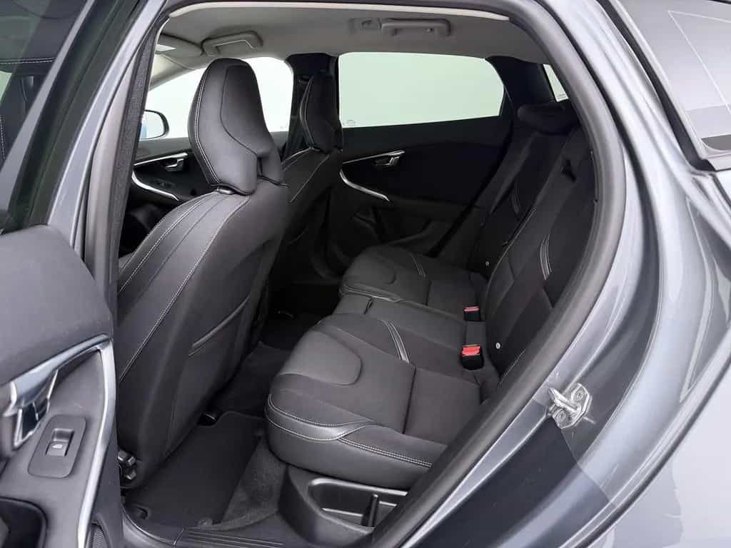 Volvo V40 T2 Momentum Geartronic *Kamera*Ganzjahres*PD 03/2018-photo-13
