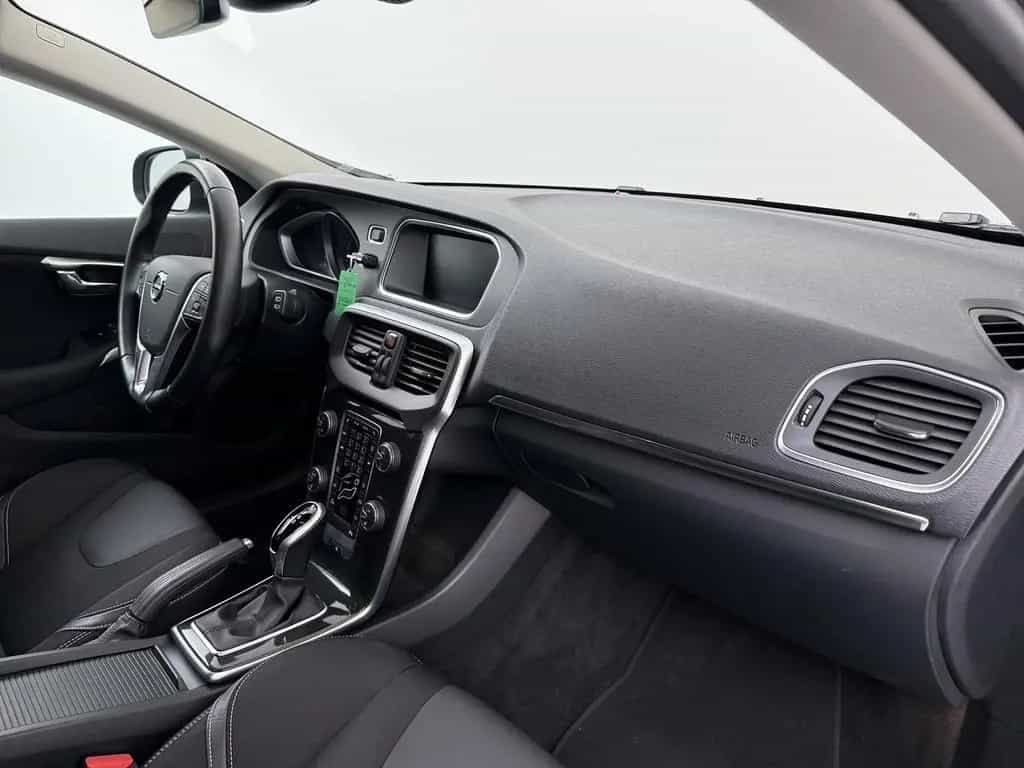 Volvo V40 T2 Momentum Geartronic *Kamera*Ganzjahres*PD 03/2018-photo-20