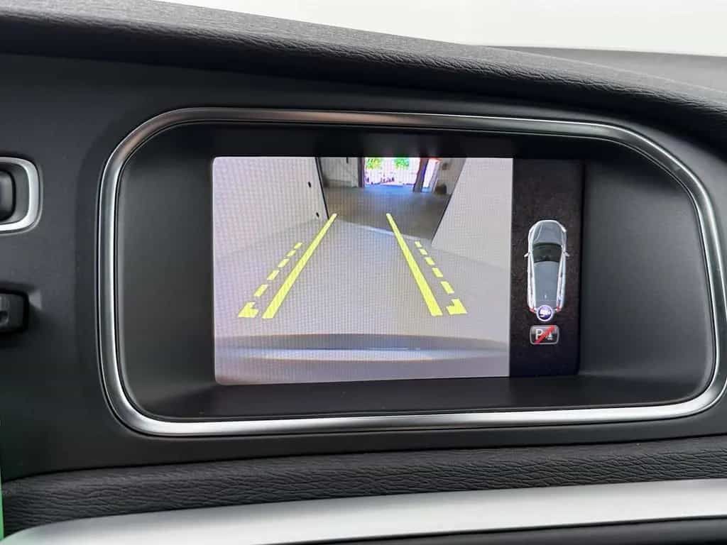 Volvo V40 T2 Momentum Geartronic *Kamera*Ganzjahres*PD 03/2018-photo-28