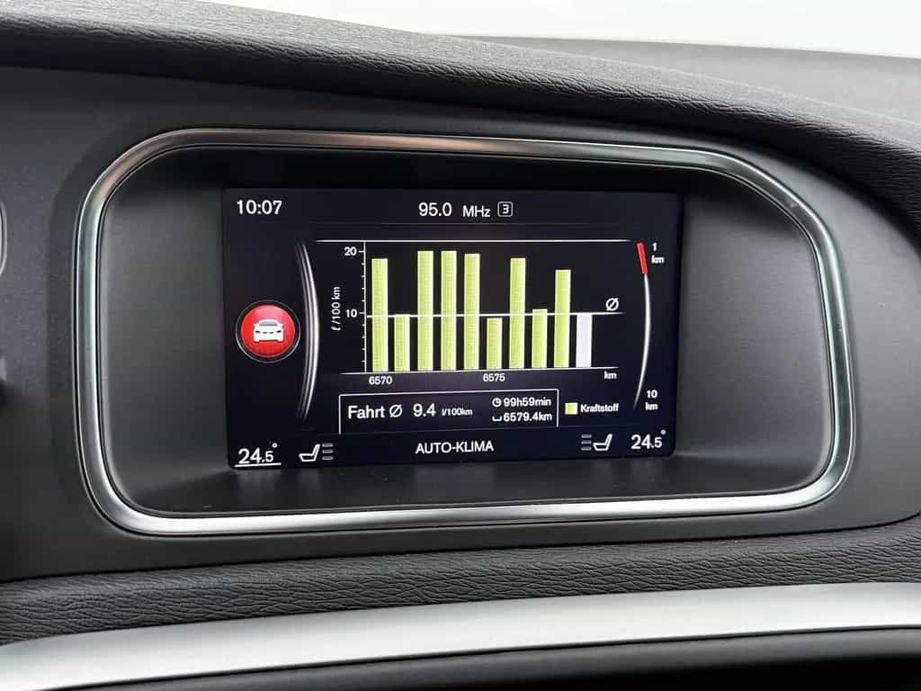 Volvo V40 T2 Momentum Geartronic *Kamera*Ganzjahres*PD 03/2018-photo-29