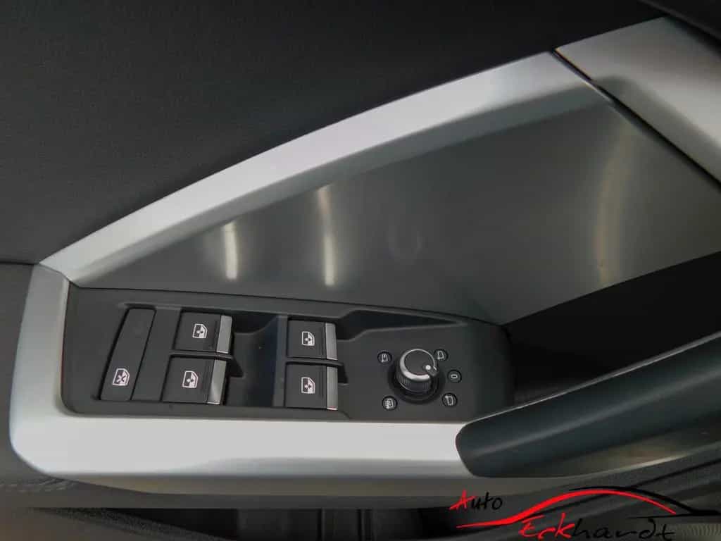 Audi Q3 35 TFSI advanced Navi,LED,Ahk 07/2020-photo-10