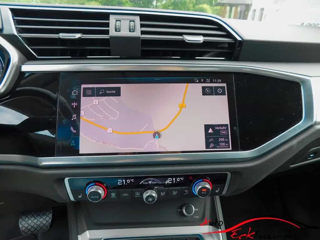Audi Q3 35 TFSI advanced Navi,LED,Ahk 07/2020-photo-12