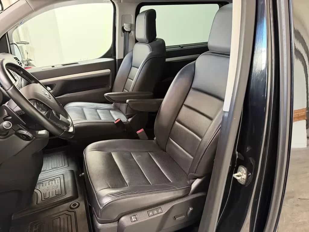 Toyota Proace (Verso) Proace Verso 2.0 D-4D L1 Executive HUD AHK Le... 11/2020-photo-14