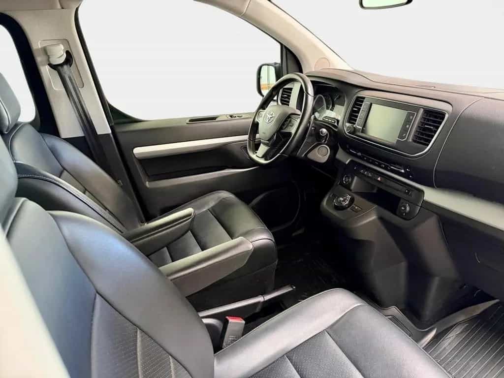 Toyota Proace (Verso) Proace Verso 2.0 D-4D L1 Executive HUD AHK Le... 11/2020-photo-12