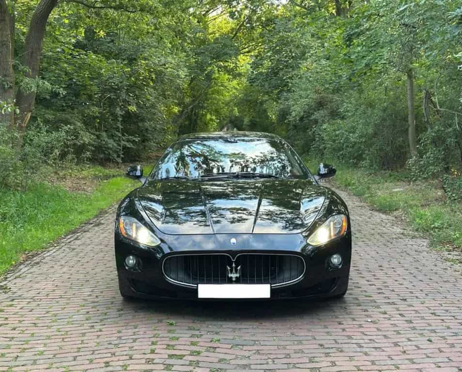 Maserati Granturismo 4.2 V8 Automatik 01/2008-photo-2