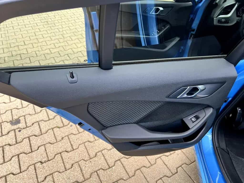 BMW 116 d Advantage *LED Navi AHK Pano-SD DAB Kamera* 02/2021-photo-11