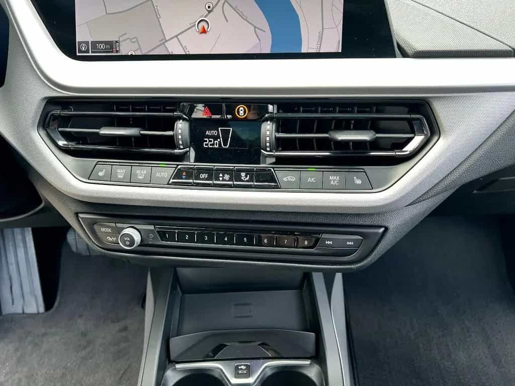 BMW 116 d Advantage *LED Navi AHK Pano-SD DAB Kamera* 02/2021-photo-24