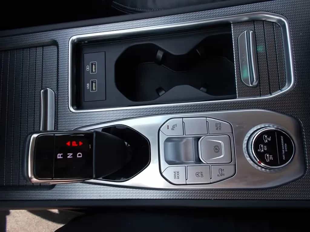 Ssangyong REXTON Luxury 4WD Leder, Seilwinde, 7 Sitze 05/2023-photo-32
