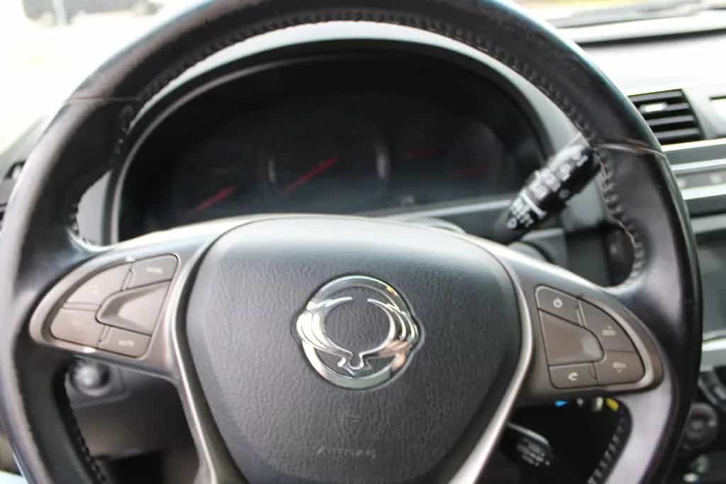 Ssangyong REXTON 2.2 Diesel e-XDi 220 Sapphire 4WD 09/2015-photo-12
