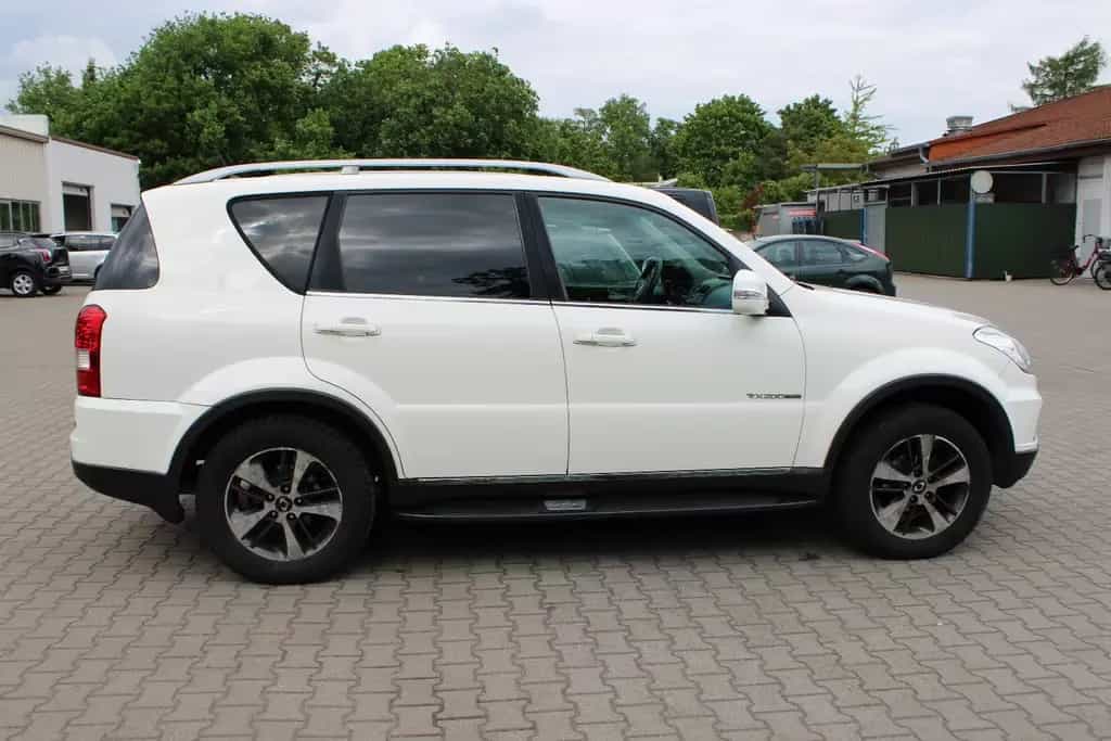 Ssangyong REXTON 2.2 Diesel e-XDi 220 Sapphire 4WD 09/2015-photo-4