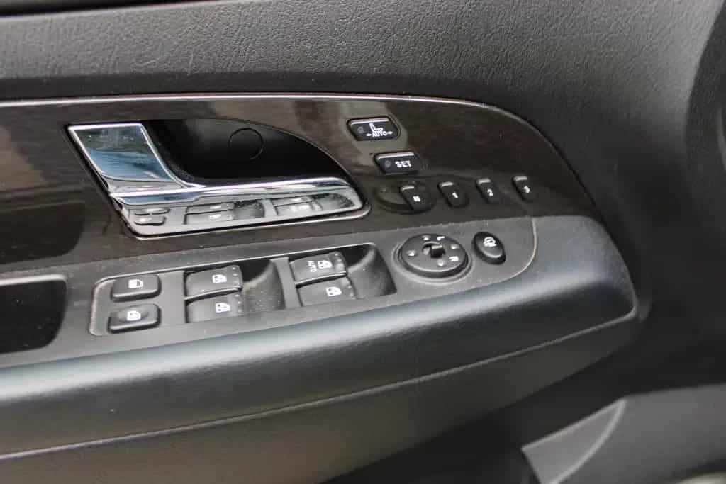 Ssangyong REXTON 2.2 Diesel e-XDi 220 Sapphire 4WD 09/2015-photo-9