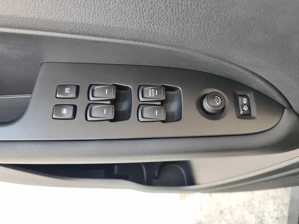 Ssangyong MUSSO Grand 2.2 D 4WD Navi|RFK|PDC 10/2025-photo-13