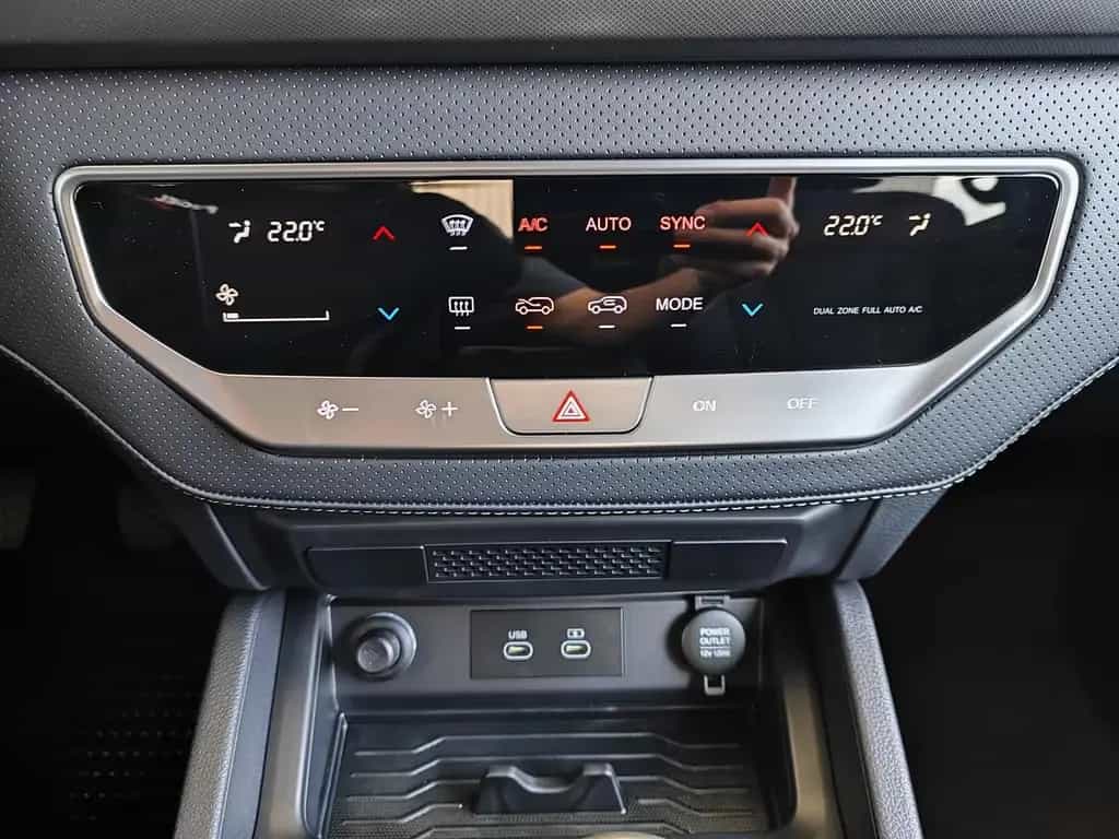 Ssangyong MUSSO Grand 2.2 D 4WD Navi|RFK|PDC 10/2025-photo-18