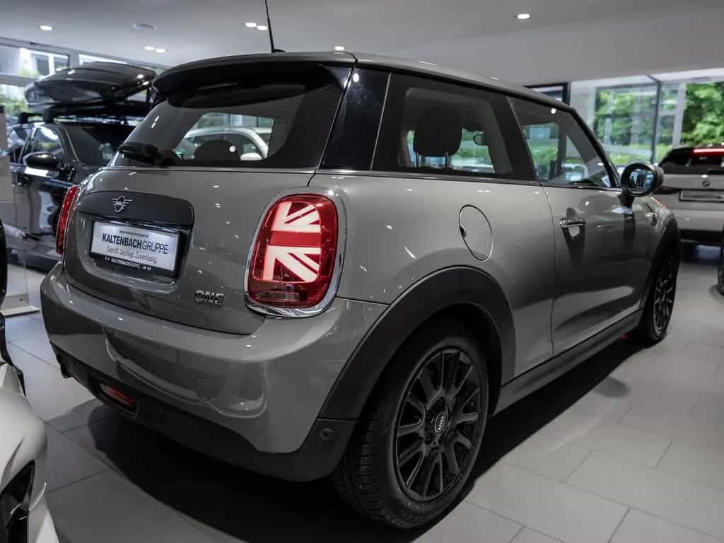 MINI ONE Pepper LED NAVI SITZHEIZUNG PDC KLIMA FACEL. 11/2019-photo-3