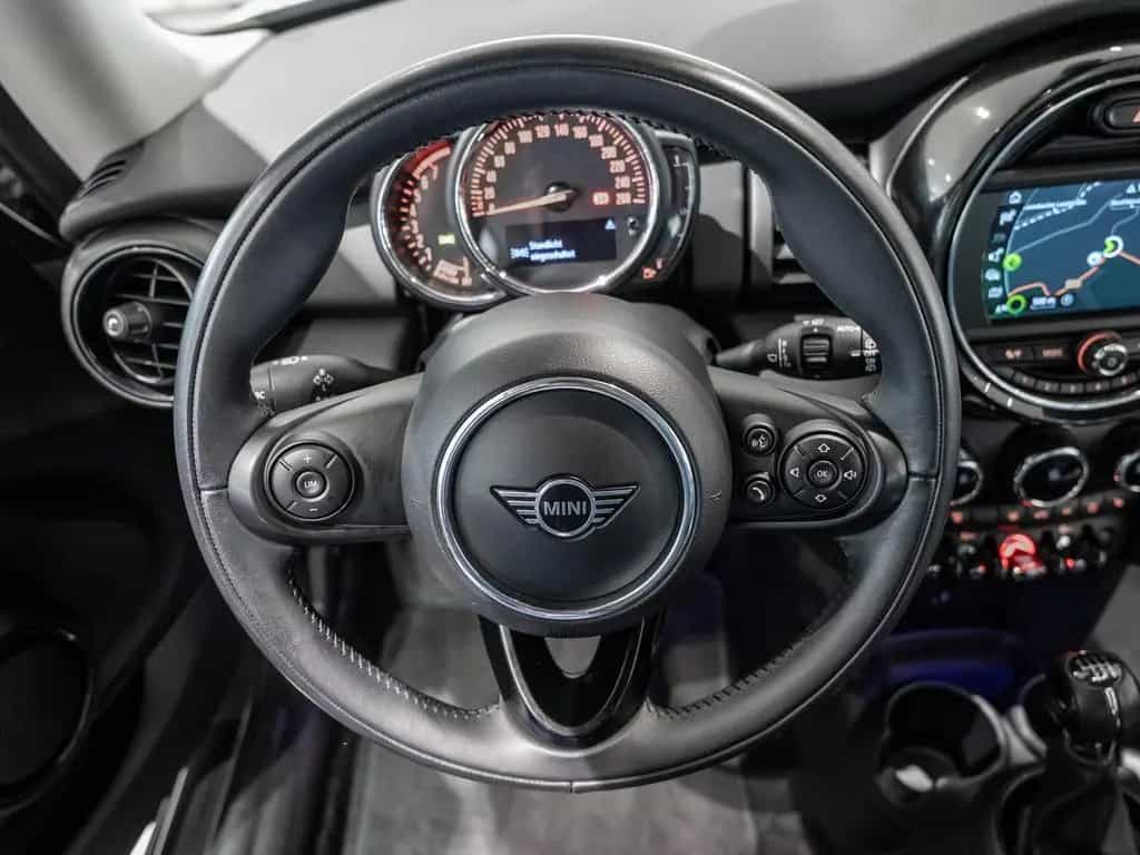 MINI ONE Pepper LED NAVI SITZHEIZUNG PDC KLIMA FACEL. 11/2019-photo-9