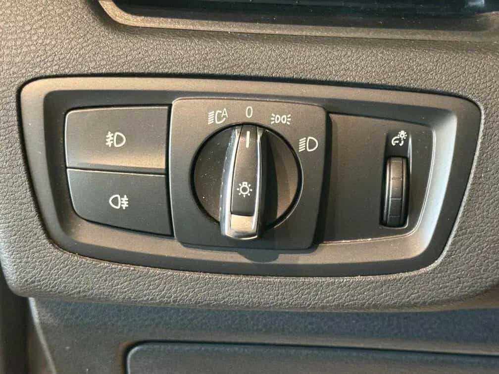 BMW X1 sdrive18d Sport auto my18 Led Navi Cam 18 06/2019-photo-14