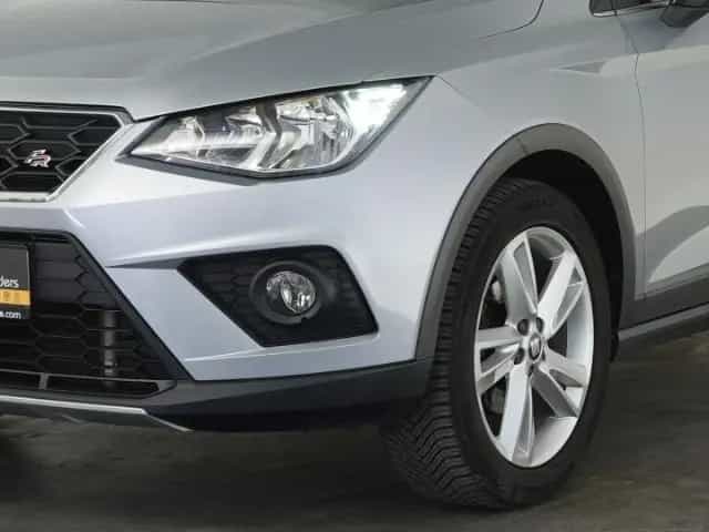 Seat Arona TSI FR+PARKPILOT+SPORTSITZE+LED TAGFAHRLIC 10/2019-photo-18