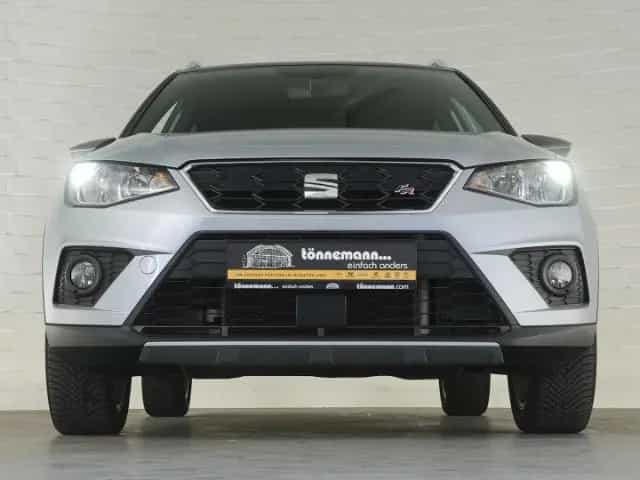 Seat Arona TSI FR+PARKPILOT+SPORTSITZE+LED TAGFAHRLIC 10/2019-photo-28