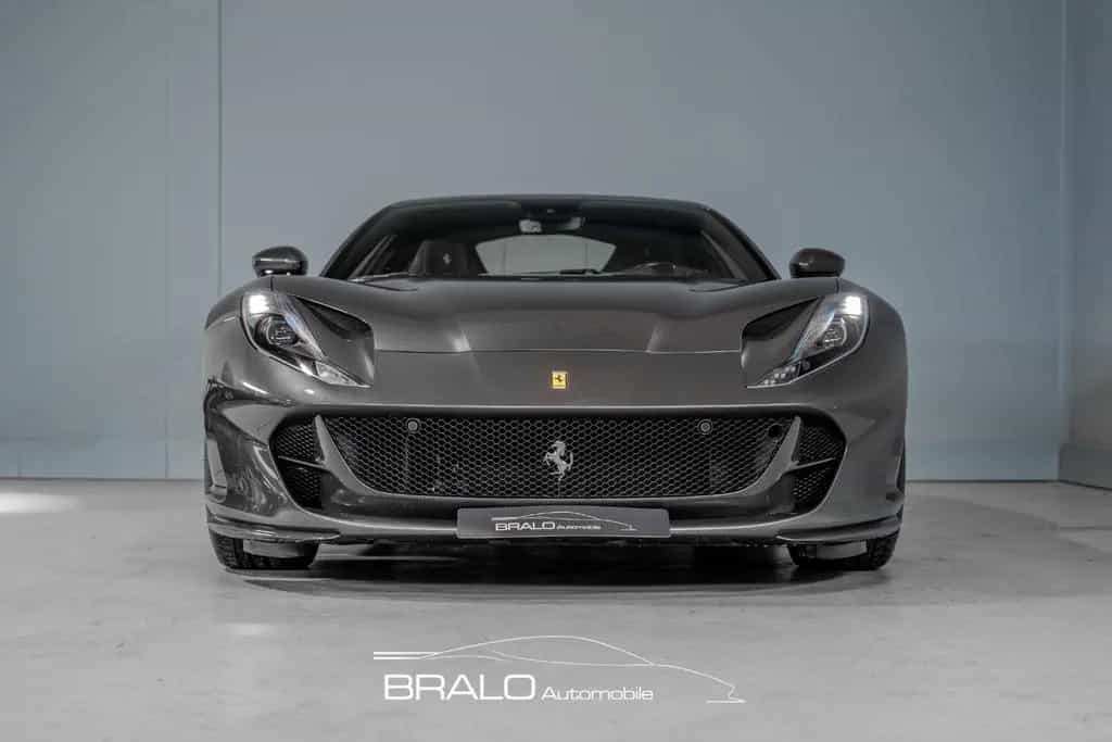 Ferrari 812 Superfast*CARBON*JBL*KAMERA*LIFT 09/2019-photo-1
