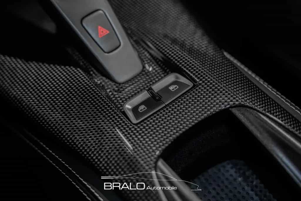 Ferrari 812 Superfast*CARBON*JBL*KAMERA*LIFT 09/2019-photo-10