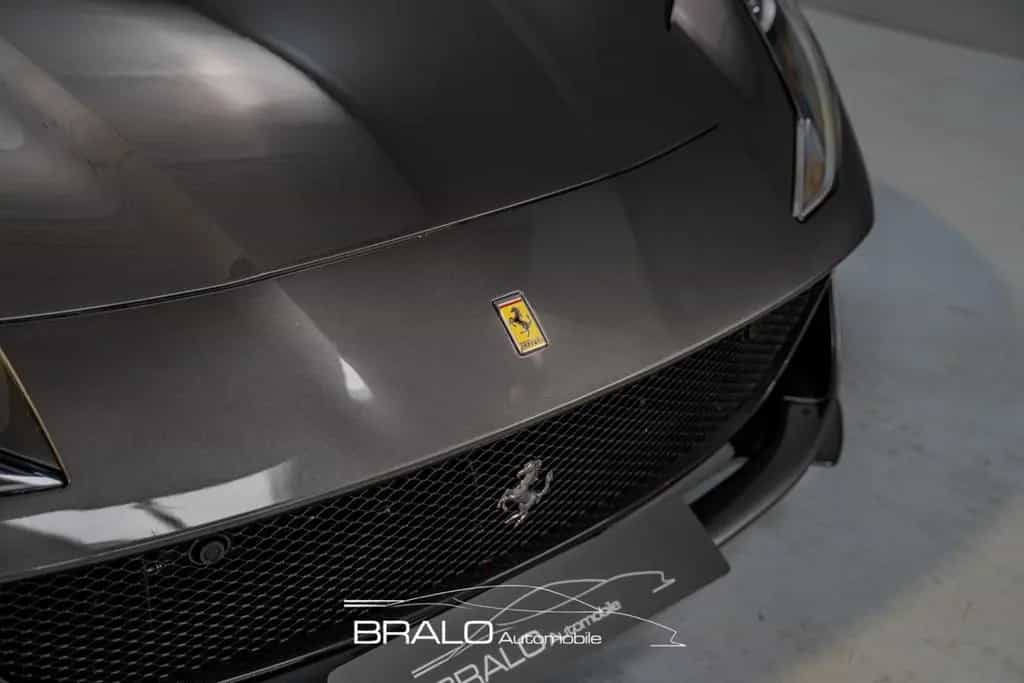 Ferrari 812 Superfast*CARBON*JBL*KAMERA*LIFT 09/2019-photo-19