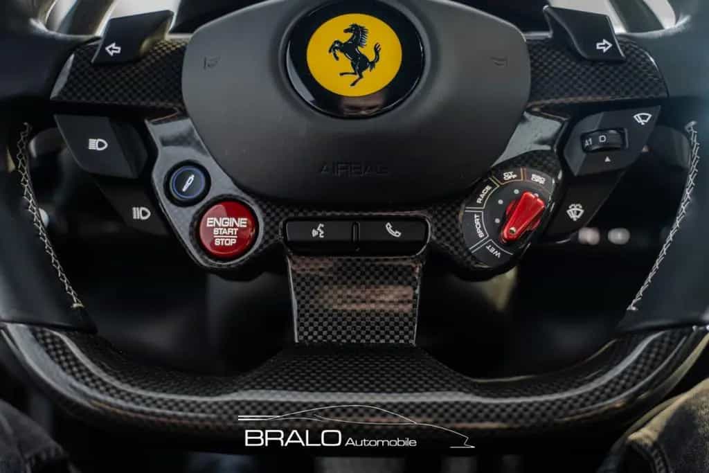 Ferrari 812 Superfast*CARBON*JBL*KAMERA*LIFT 09/2019-photo-34