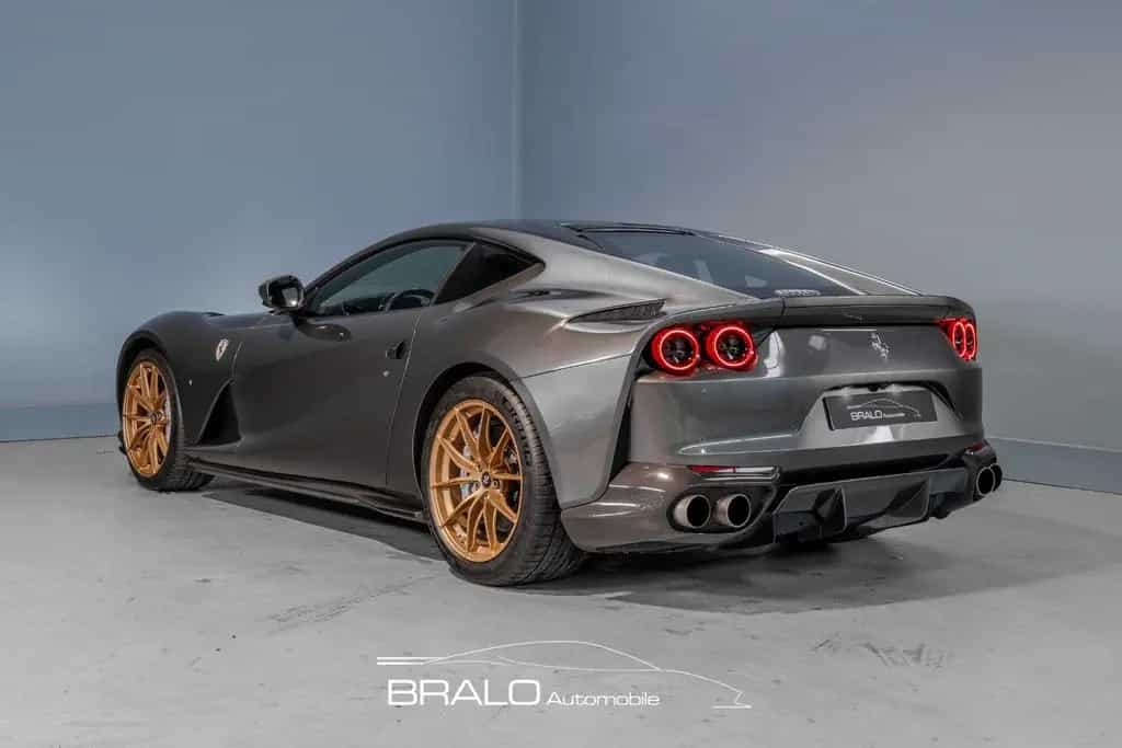 Ferrari 812 Superfast*CARBON*JBL*KAMERA*LIFT 09/2019-photo-4