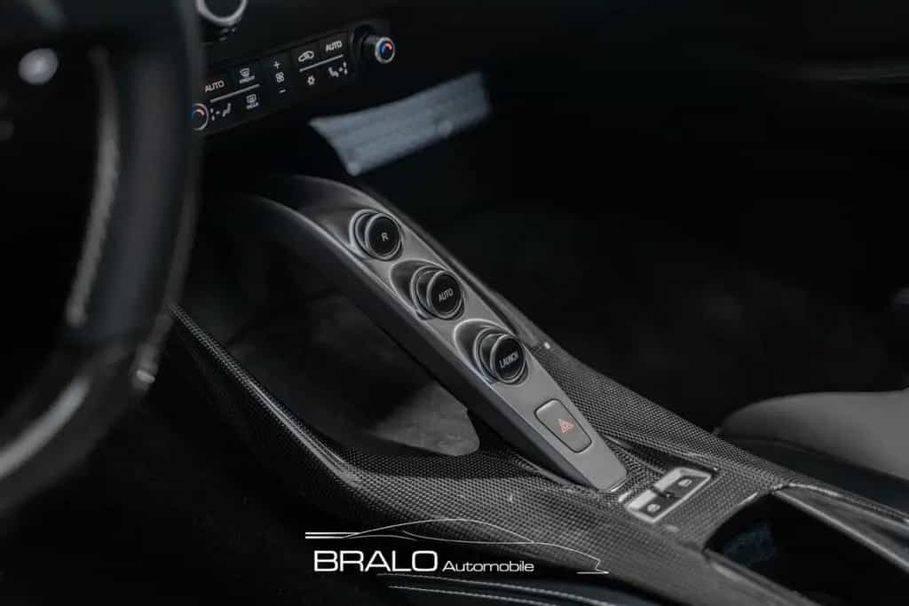 Ferrari 812 Superfast*CARBON*JBL*KAMERA*LIFT 09/2019-photo-9