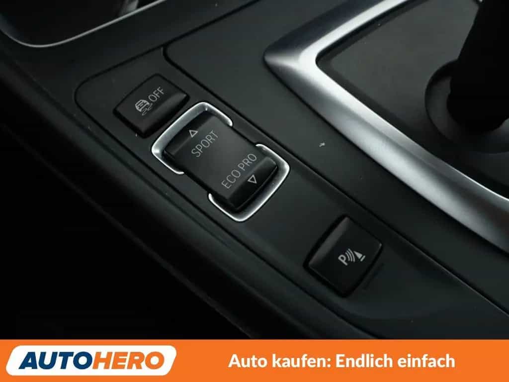 BMW M140i xDrive Special Edition Aut.*NAVI*LED*CAM* 11/2018-photo-26