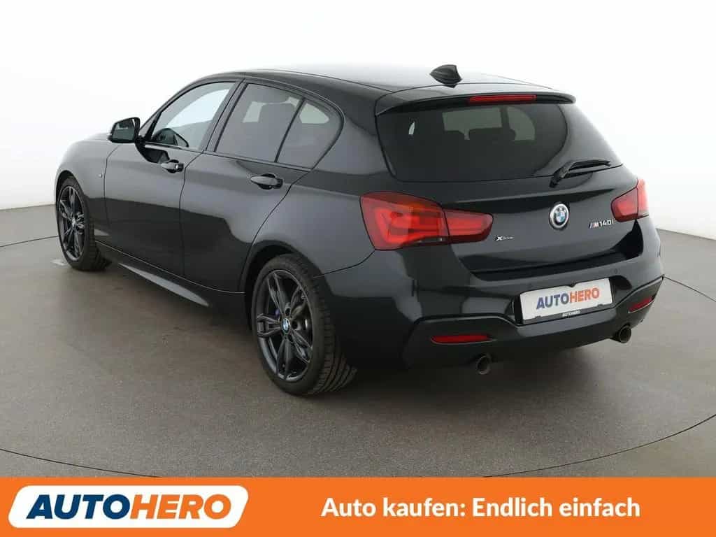 BMW M140i xDrive Special Edition Aut.*NAVI*LED*CAM* 11/2018-photo-3