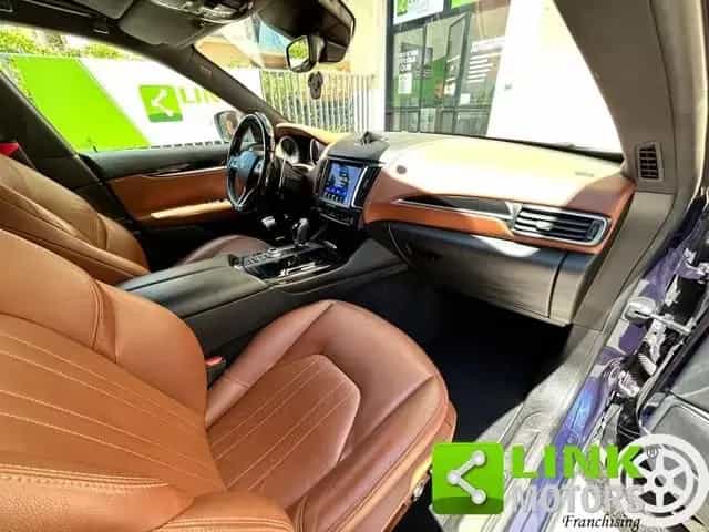 Maserati Levante MASERATI Levante . 04/2018-photo-3