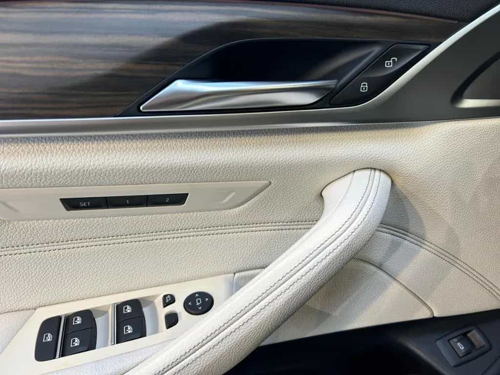 BMW 530 d Luxury Line Fahrassist+HUD+Stdhz+Wide+Cam 05/2020-photo-18