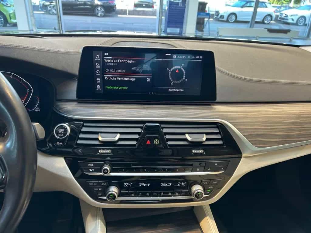 BMW 530 d Luxury Line Fahrassist+HUD+Stdhz+Wide+Cam 05/2020-photo-19