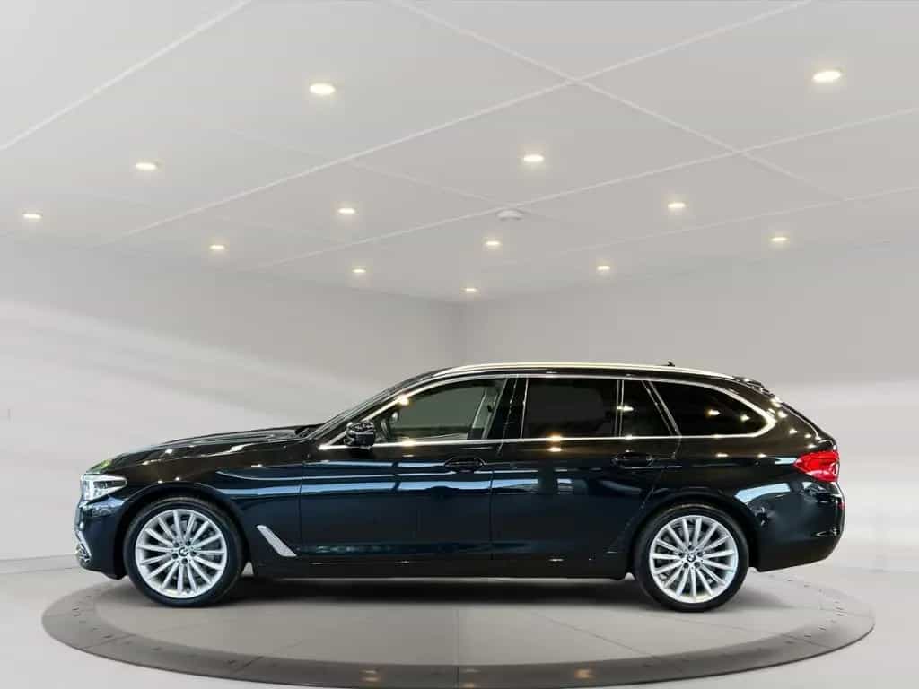 BMW 530 d Luxury Line Fahrassist+HUD+Stdhz+Wide+Cam 05/2020-photo-3