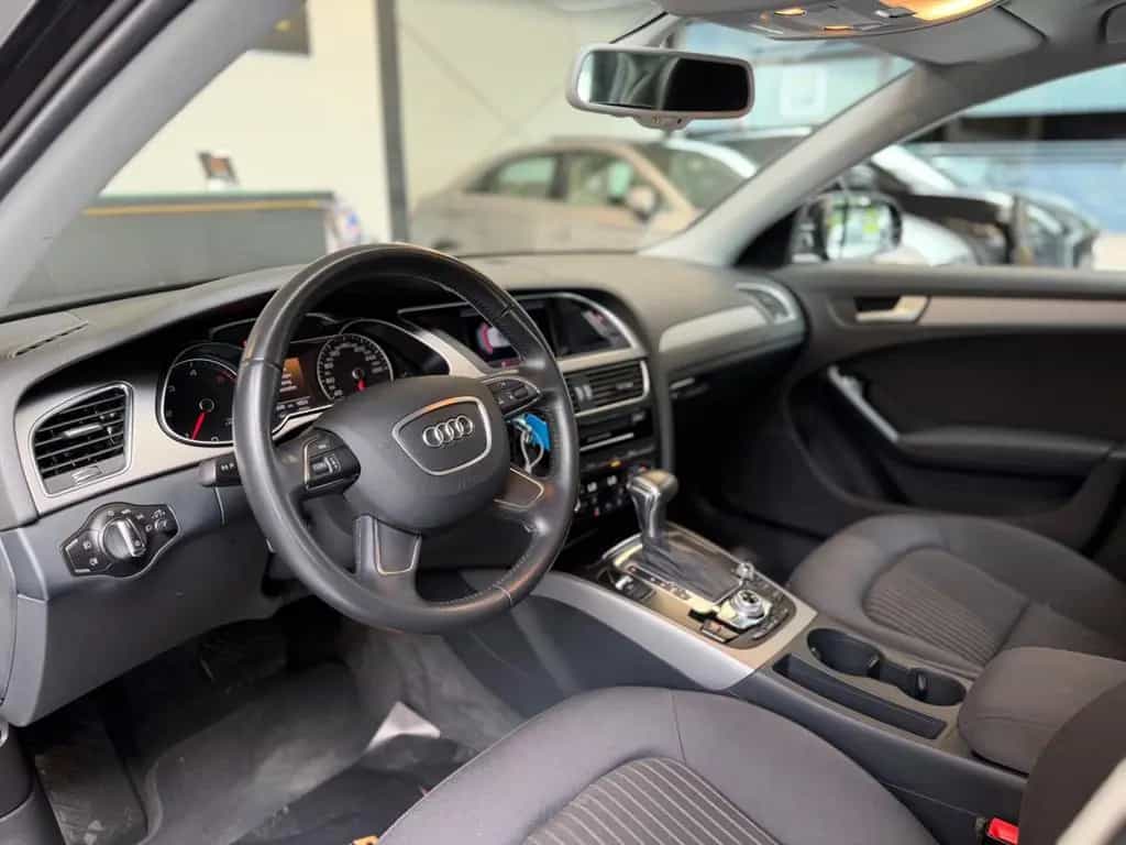 Audi A4 Avant Ambiente 2.0 TDI/Xenon/Navi/BT/SHZ 11/2013-photo-11