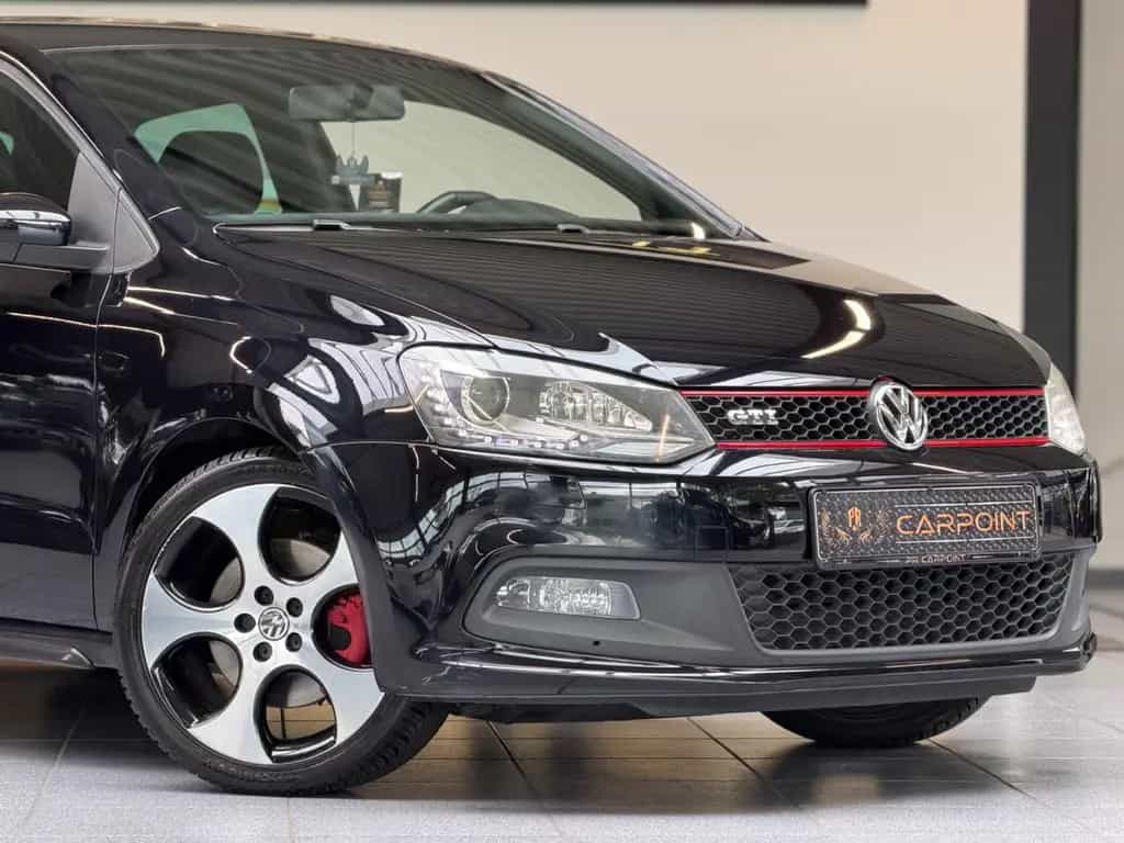 Volkswagen Polo V GTI /Bi-Xenon/Navi/BT/Alcantara/BT/1.Hand 03/2012-photo-1