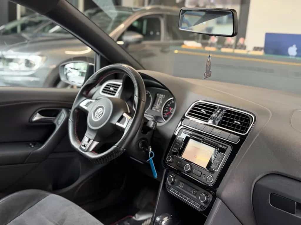 Volkswagen Polo V GTI /Bi-Xenon/Navi/BT/Alcantara/BT/1.Hand 03/2012-photo-18