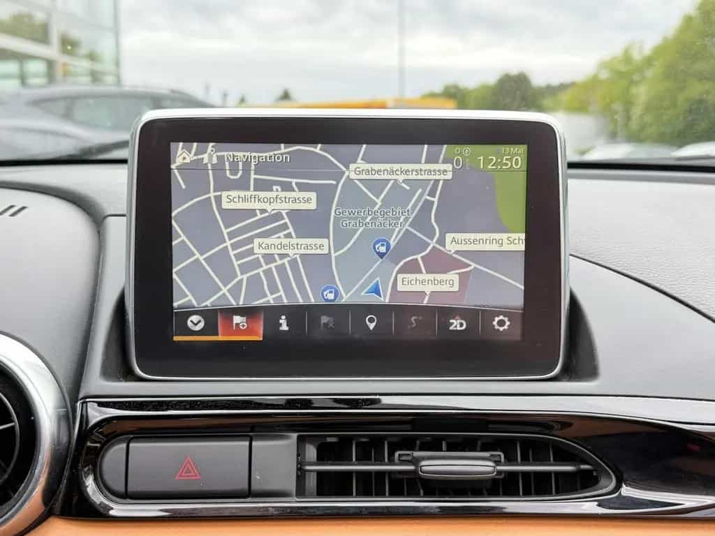 Fiat 124 Spider 1.4 LUSSO/BOSE/SITZHEIZUNG/PARKSENSOR 04/2017-photo-18