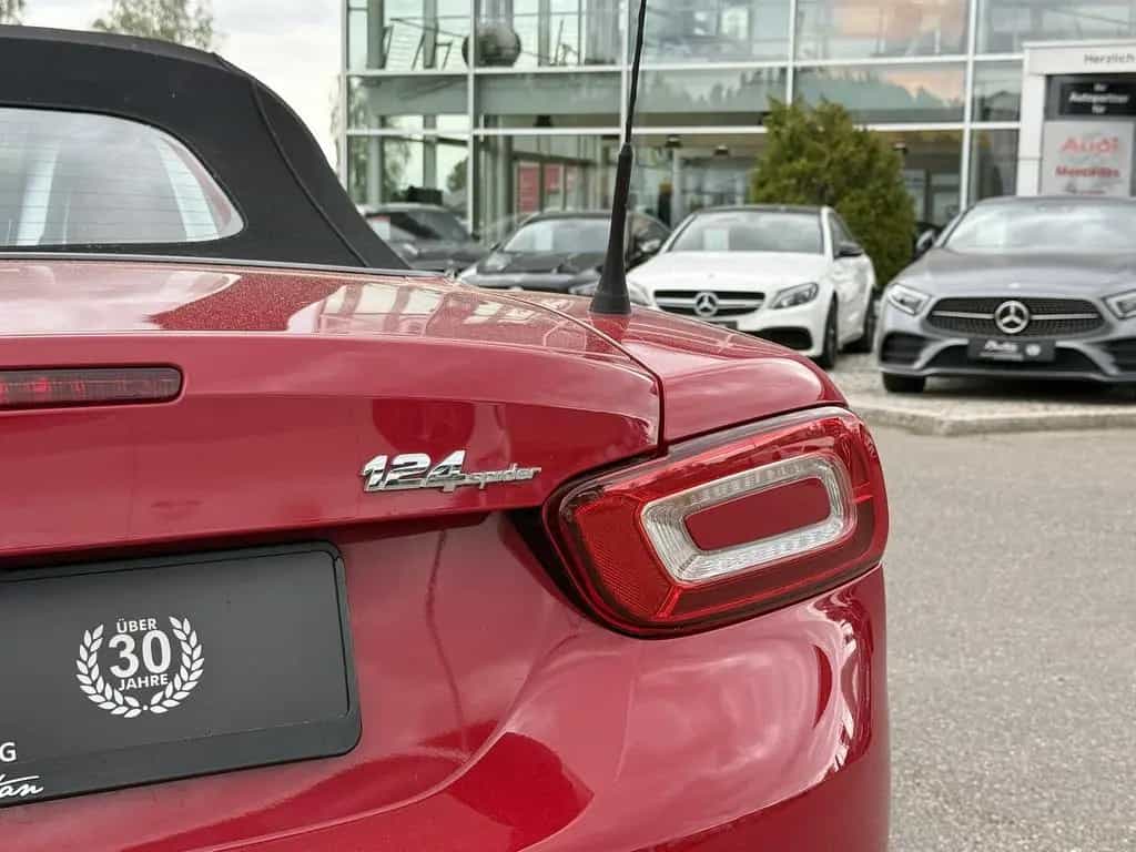 Fiat 124 Spider 1.4 LUSSO/BOSE/SITZHEIZUNG/PARKSENSOR 04/2017-photo-22