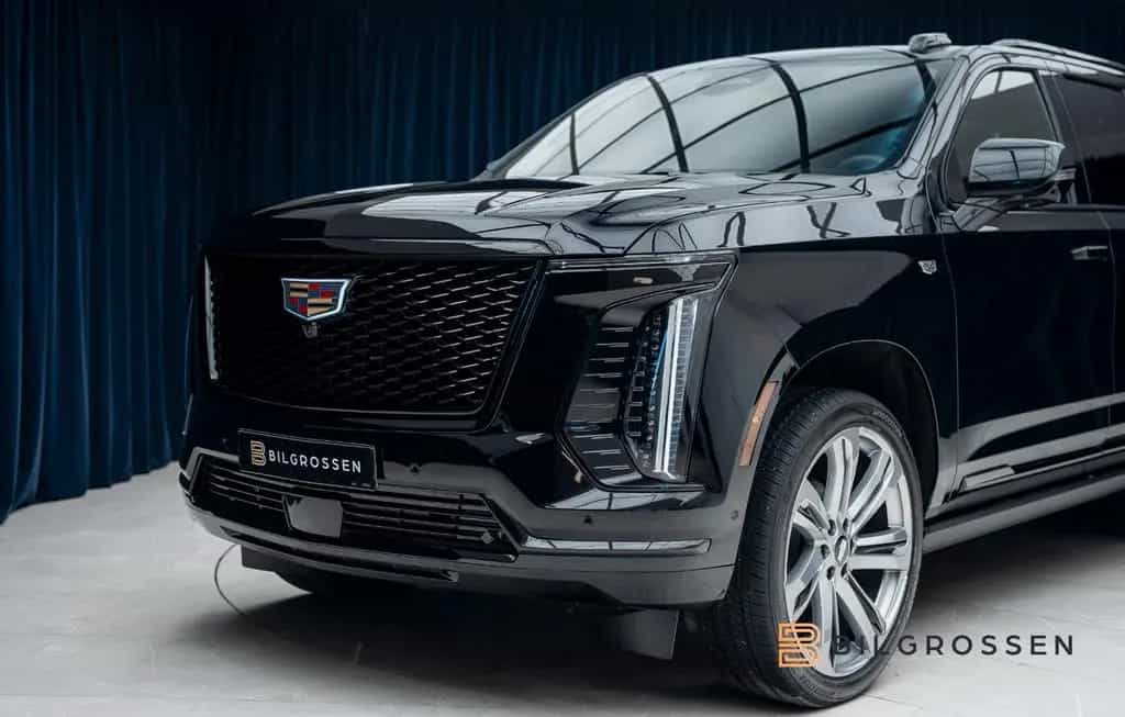 Cadillac Escalade Platinum Sport Exclusive Seats 24" MY26 null-photo-8
