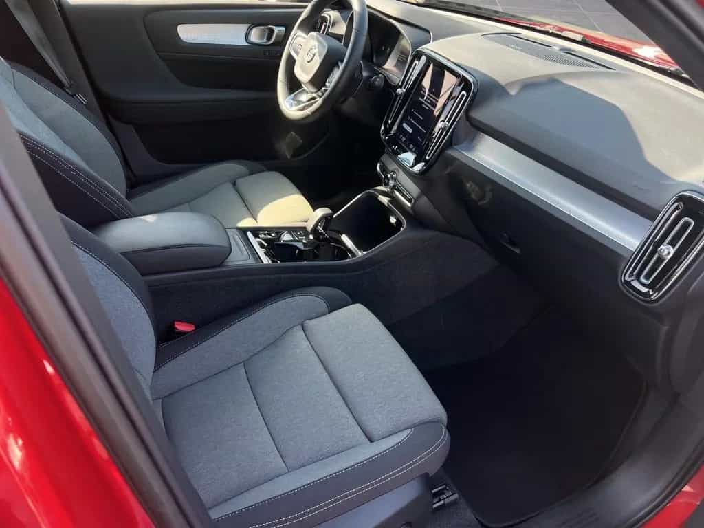 Volvo XC40 B3 Plus Bright/SitzHZ/StandHZ/Keyless 03/2023-photo-10