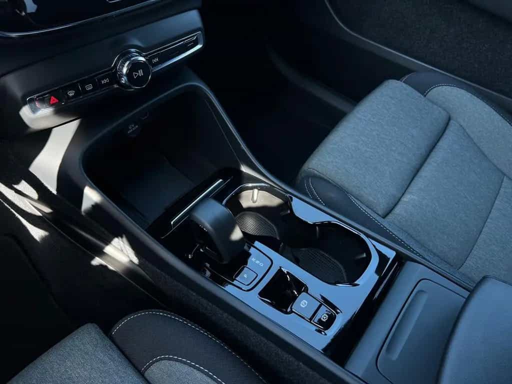Volvo XC40 B3 Plus Bright/SitzHZ/StandHZ/Keyless 03/2023-photo-27