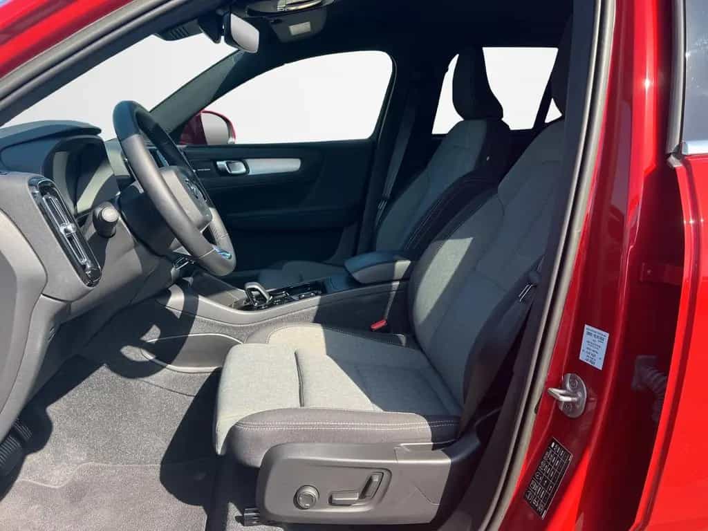 Volvo XC40 B3 Plus Bright/SitzHZ/StandHZ/Keyless 03/2023-photo-9