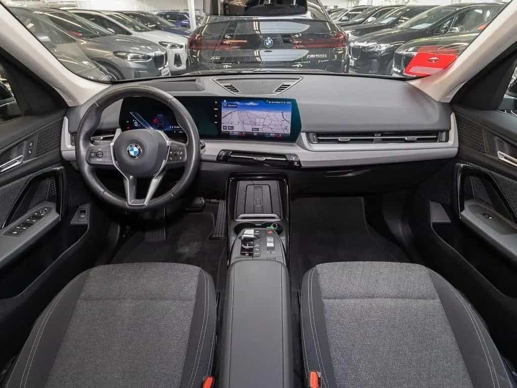 BMW X1 xDrive23d HUD ACC AHK RFK NAVI LED PDC V+H 01/2023-photo-9